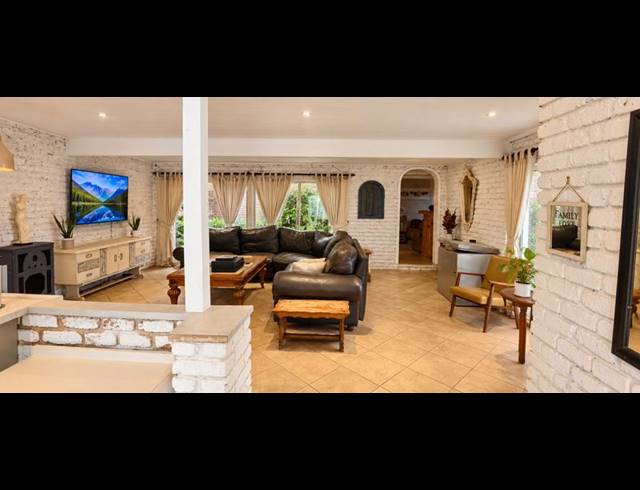 4 BEDROOM HOUSE FOR SALE IN WIERDA PARK